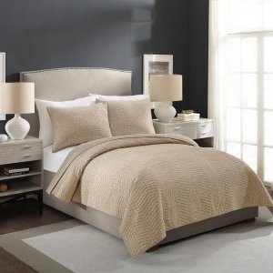 Ayesha Curry Abstract Quilt, Taupe (Double/Queen) (image for) Ayesha Curry Abstract Quilt, Taupe (Double/Queen)